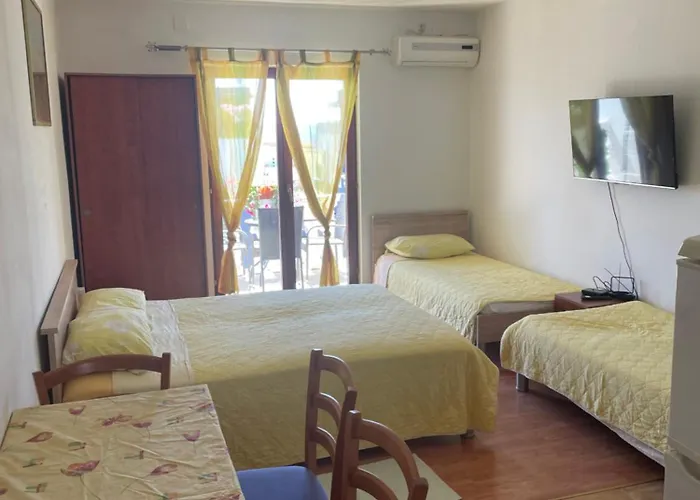 Apartments Bakic